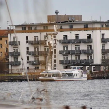 شقة Stadtblick نيوروبين