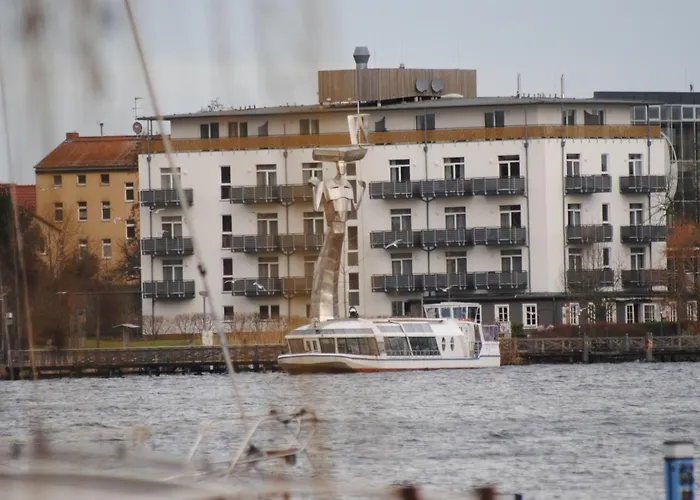 شقة Stadtblick نيوروبين